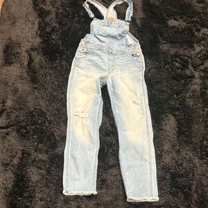 American Eagle Outfitters Light Blue Denim Overalls